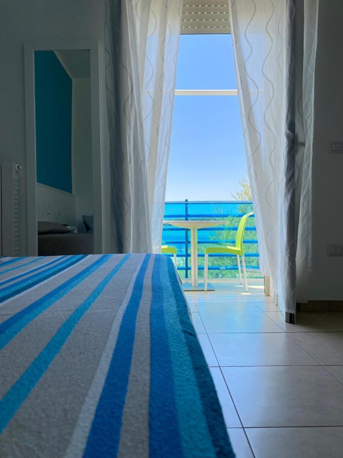 Frontemare Rooms Porto Cesareo Eksteriør bilde